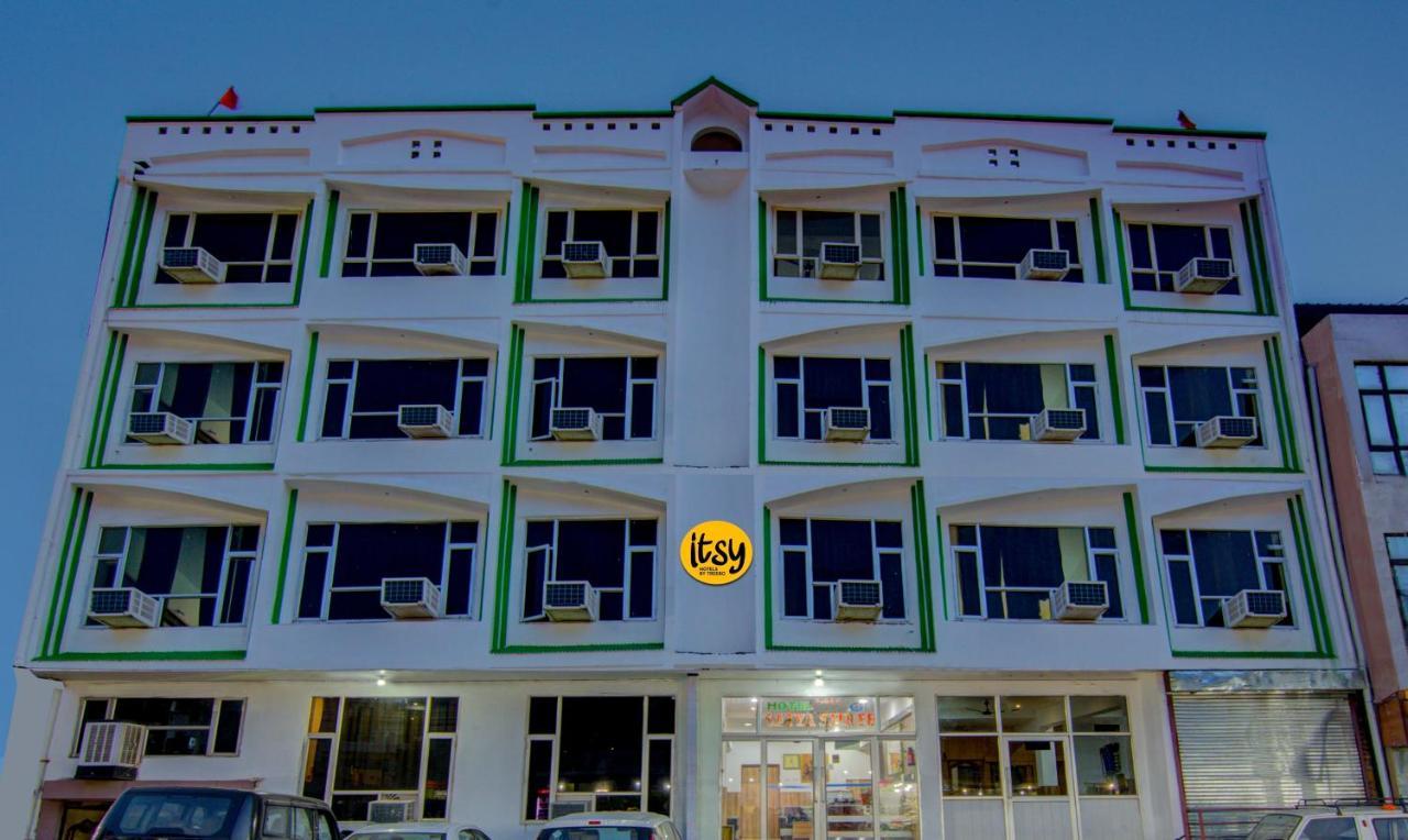 Itsy Hotels Satya Shree Катра Екстериор снимка