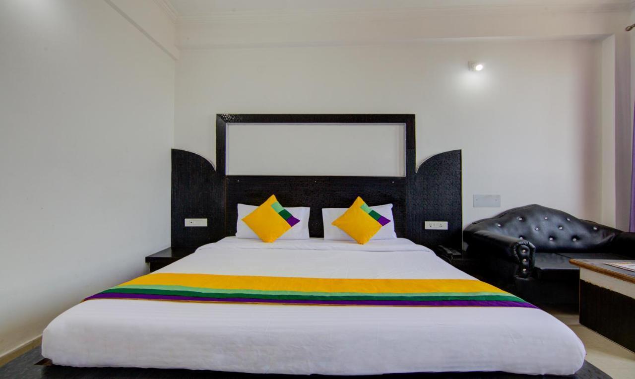 Itsy Hotels Satya Shree Катра Екстериор снимка