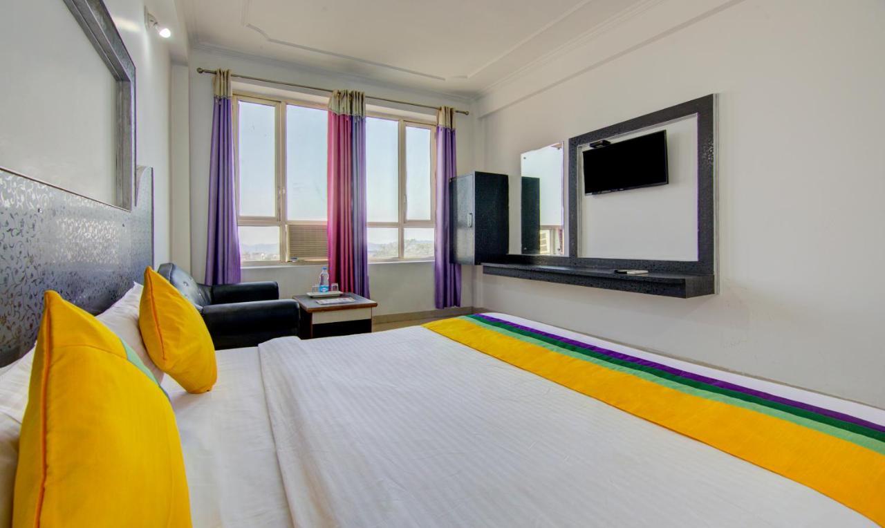 Itsy Hotels Satya Shree Катра Екстериор снимка
