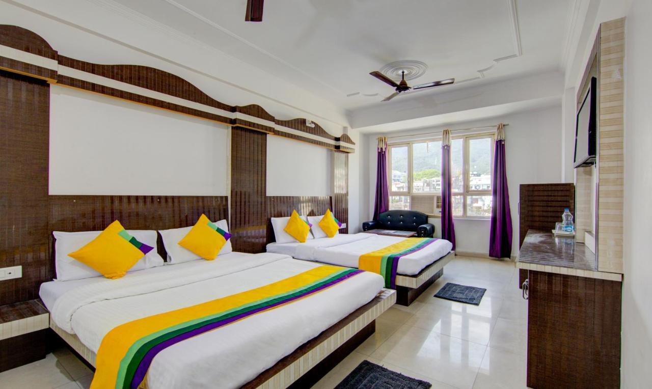 Itsy Hotels Satya Shree Катра Екстериор снимка